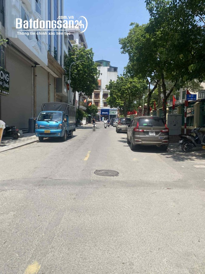 Bán nhà ngõ Đường Võ Chí Công, Phường Nhật Tân, Quận Tây Hồ