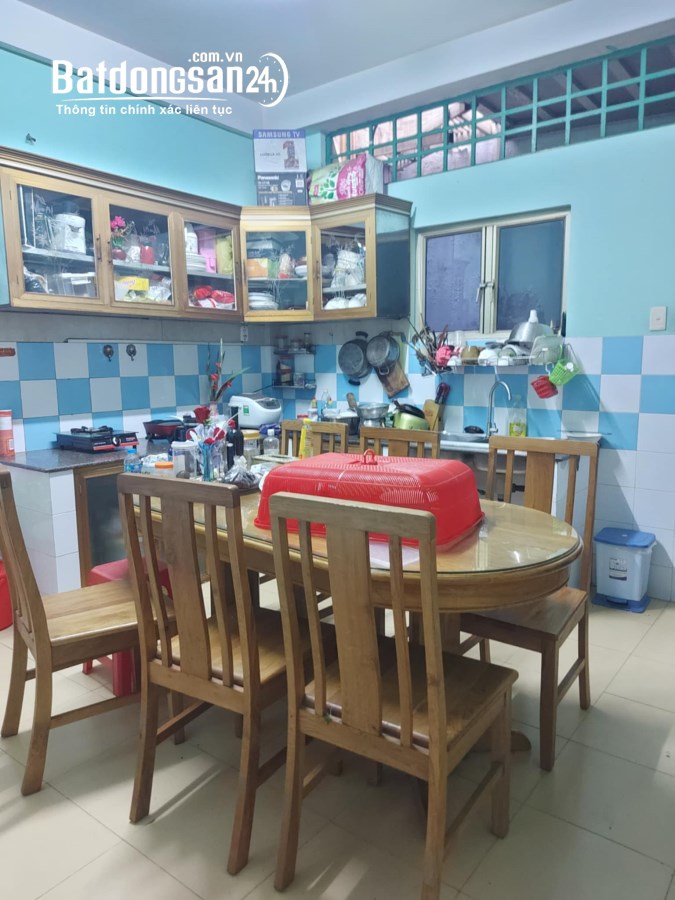Kế Emart Gò Vấp Phan Huy Ích nhà đẹp lung linh DT 5x15 x3 tầng hơn 5 tỷ 