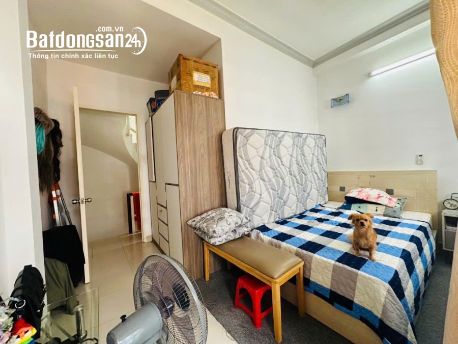 BÁN NHÀ HOÀNG VĂN THỤ P9 PHÚ NHUẬN HXH 30M2 4 TẦNG NHỈNH 5 TỶ