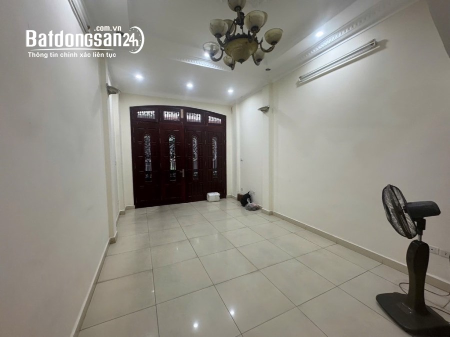 NHÀ NGUYỄN CHÍ THANH – ĐỐNG ĐA - TỰ XÂY CHẮC CHẮN – NGÕ THÔNG - PHÂN LÔ Ô TÔ TRÁNH 