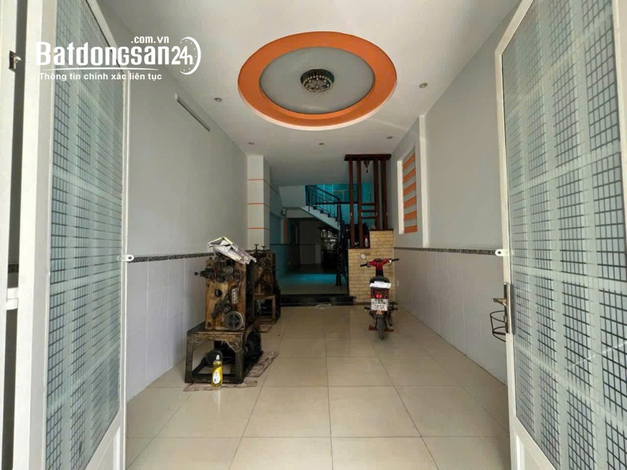 Bán nhà Đường Hoàng Phan Thái, Xã Bình Chánh, Huyện Bình Chánh