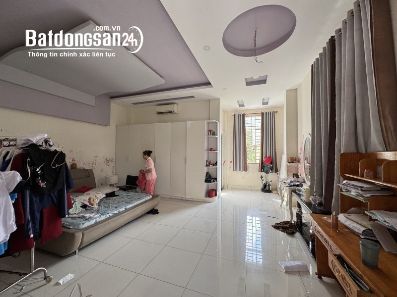 Bán nhà 170m2, 3 tầng, 4PN, 4WC, Đặng Văn Bi, Bình Thọ, Thủ Đức -
