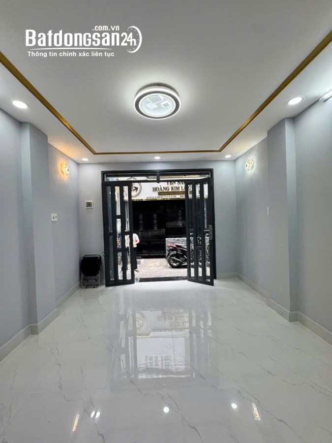 Bán nhà Hẻm 766 Cách Mạng Tháng Tám, P5, Tân Bình 43 M2 nhỉnh 5 tỷ.