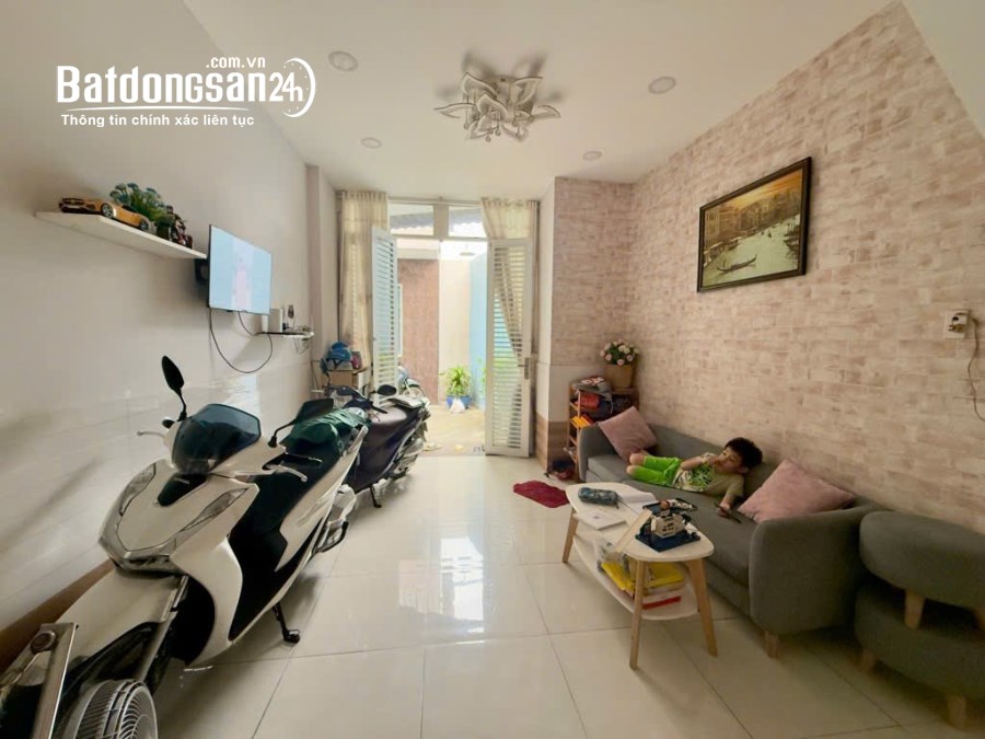 Bán nhà Đường Phạm Thế Hiển, Phường 5, Quận 8