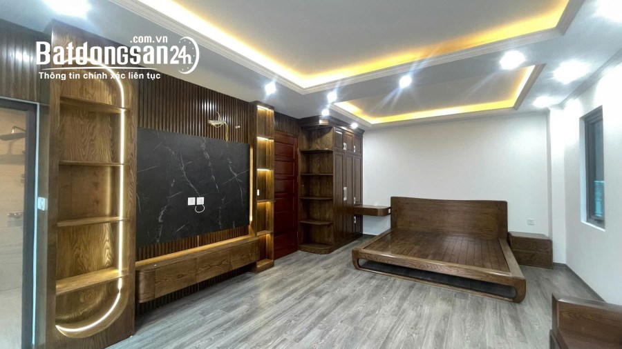 Bán nhà 48m thang máy Tô Vĩnh Diện, Khương Trung, Thanh Xuân, Hà Nội.
