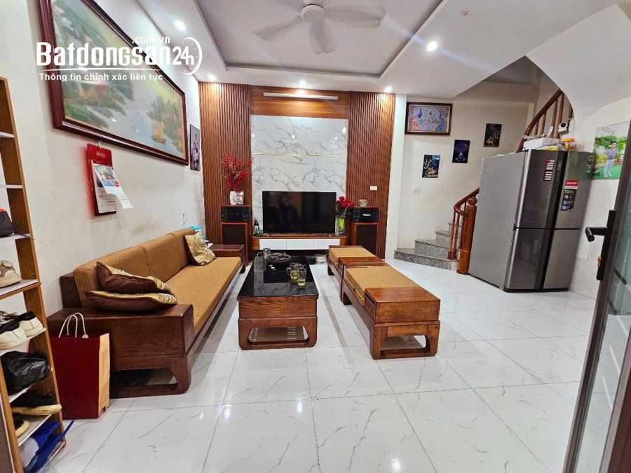 NHÀ TRẦN DUY HƯNG CẦU GIẤY 51M 4TẦNG MT 7M 3 THOÁNG ÔTÔ ĐỖ CỔNG 11.3TỶ