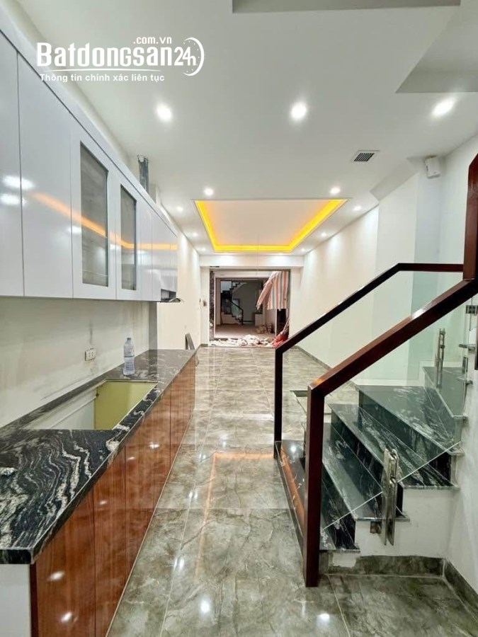 BÁN NHÀ THÁI THỊNH ĐỐNG ĐA KINH DOANH ÔTÔ ĐỖ CỬA DT 51M 4T GIÁ 18 TỶ