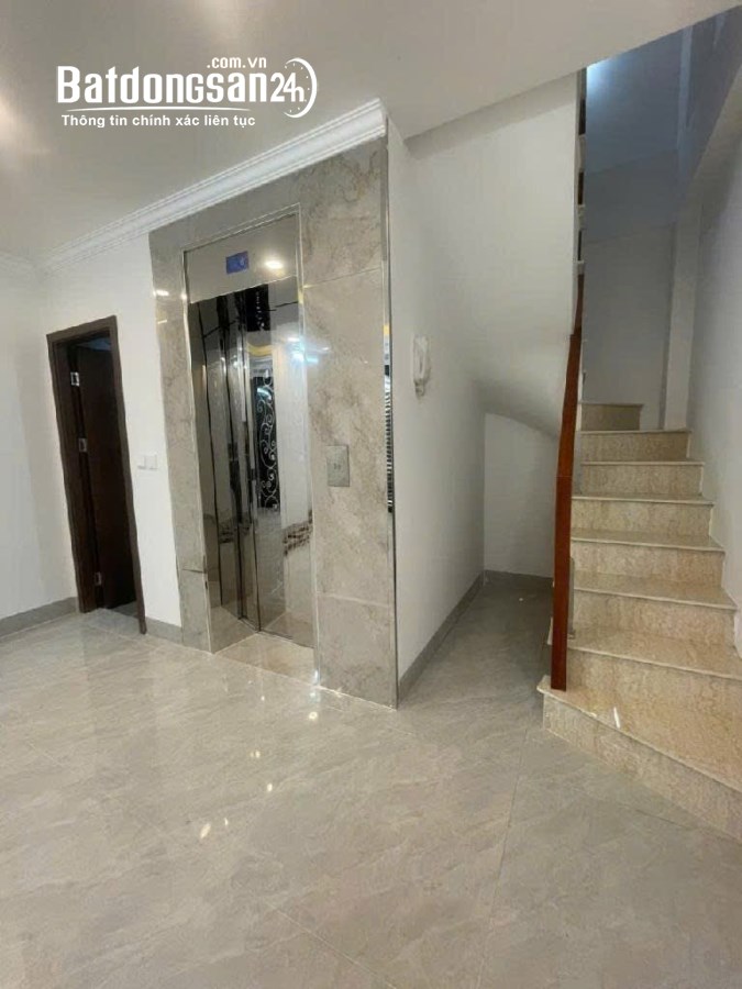 Bán nhà Xuân Đỉnh! 35m, 7 tầng, mặt tiền 4.4 thang máy chạy vù vù!