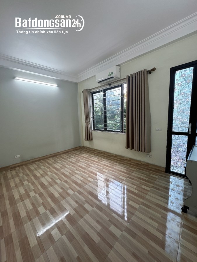 🏠 BÁN NHÀ NGỌC THỤY LONG BIÊN – 38m² x 4T, 4PN, GẦN Ô TÔ 10m– 7.65 Tỷ   