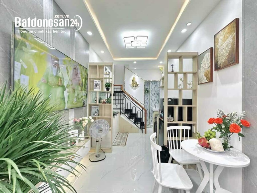 Bán nhà Đường Nguyễn Trường Tộ, Phường 17, Quận Phú Nhuận