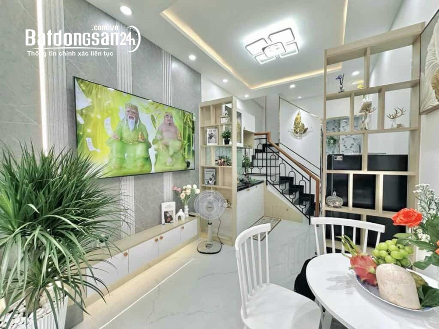 Bán nhà Đường Nguyễn Trường Tộ, Phường 17, Quận Phú Nhuận