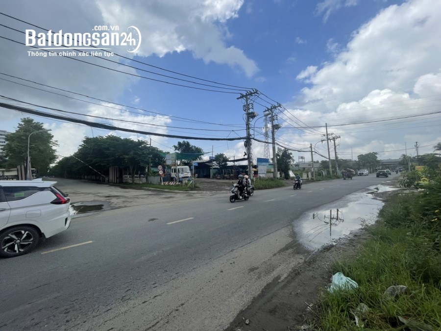 Bán lô đất Mặt tiền đường Nguyễn Duy Trinh, phường Phú Hữu, quận 9 (TP.Thủ Đức).