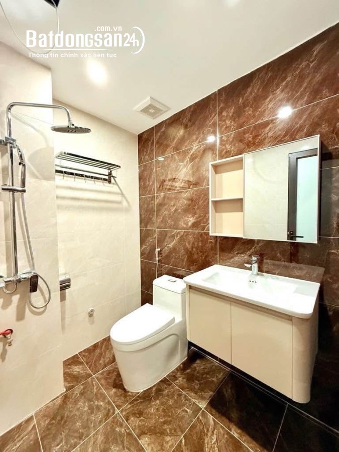 BÁN NHÀ TRẦN THÁI TÔNG CẦU GIẤY GẦN PHỐ AN NINH TỐT FULL NỘI THẤT Ở NGAY DT32M 5T 7,5