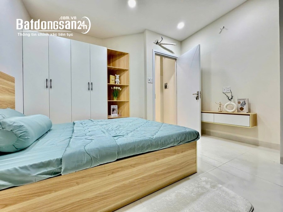 Bán NR 4PN, 3WC, 33m2, đẹp xuất sắc tại Phạm Văn Hai, Q.Tân Bình, HCM