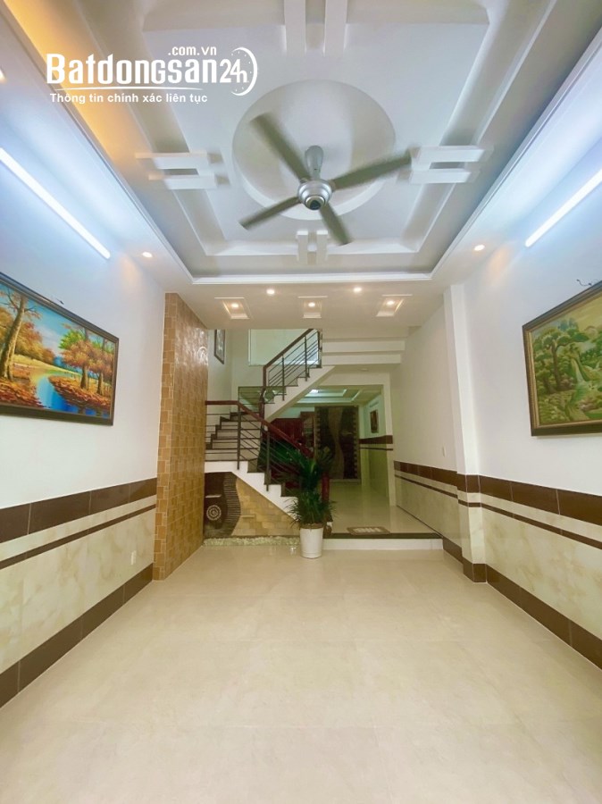 Bán nhà Đường Số 6,Thủ Đức (Quận 9) 4m², 4PN, 4WC, 3 tầng, 7,05  tỷ