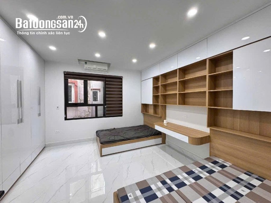 Đống Đa BÁN NHÀ LÁNG TRUNG ĐỐNG ĐA NHÀ MỚI THANG MÁY, DT 40M 5T GIÁ 9.9TỶ