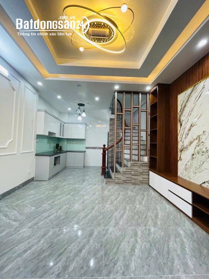 BÁN NHÀ CHÙA BỘC ĐỐNG ĐA KINH DOANH ÔTÔ ĐỖ CỬA DT 40M 4T 13.4 TỶ