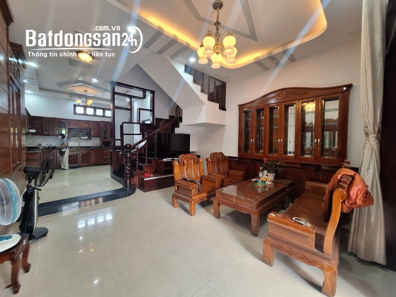Bán nhà Đỗ Xuân Hợp, Q.9, Phước Long B. 60m2, 3 tầng, 4PN. Sổ hồng,