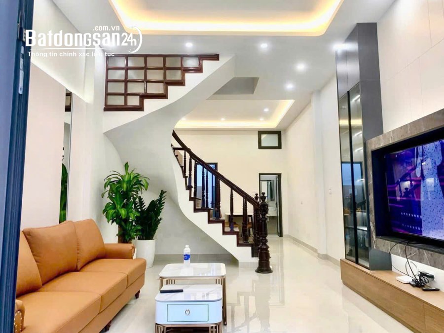 Nhà Hiếm Còn Sót Lại Cổ Nhuế - Đông Ngạc, Hà Nội - 48m2 - 4 Tầng - 9.9 Tỷ