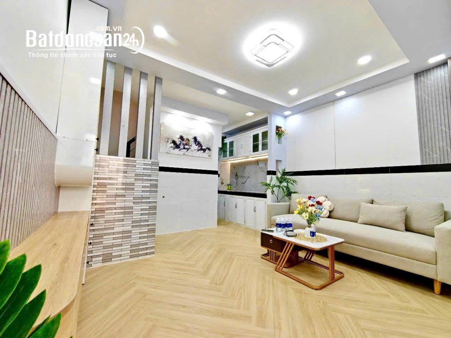 Bán NR 2 tầng Đường Cách Mạng Tháng Tám (Quận 3), Phường Nhiêu Lộc, Hồ Chí Minh