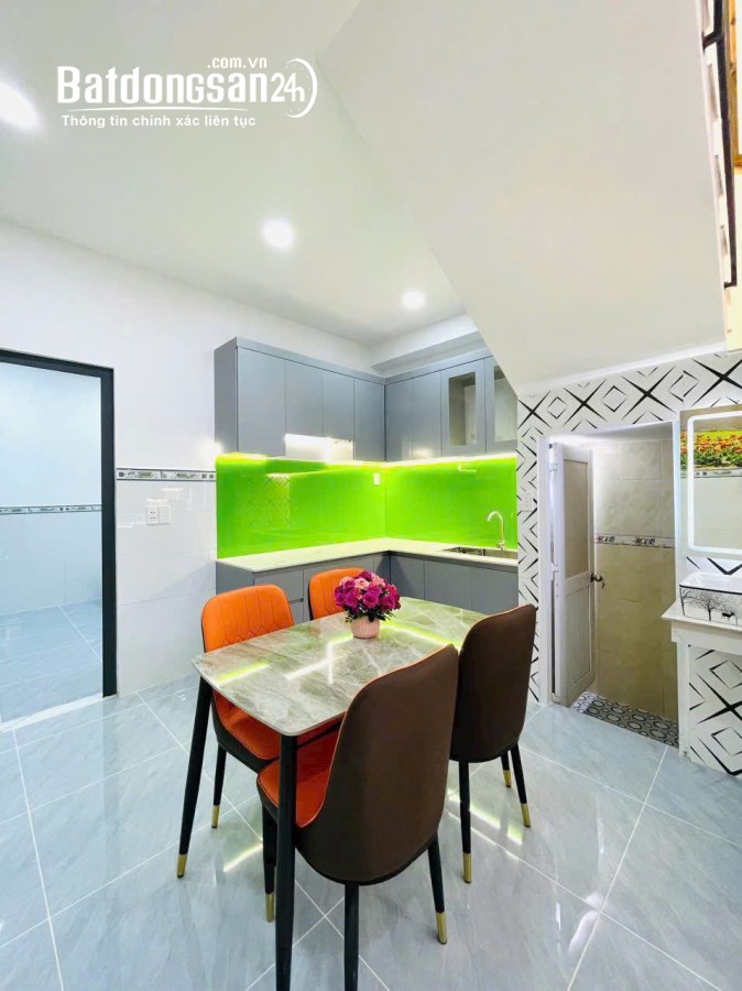 Bán nhà Đường Cách Mạng Tháng Tám (Quận 10 cũ), Phường Tân Hòa, Hồ Chí Minh