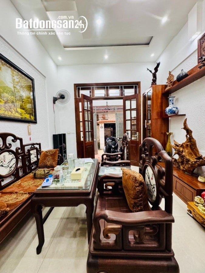 BÁN NHÀ TRẦN CUNG - HAI THOÁNG - NGÕ THÔNG - 56M2 - 4 TẦNG - 10.5 TỶ