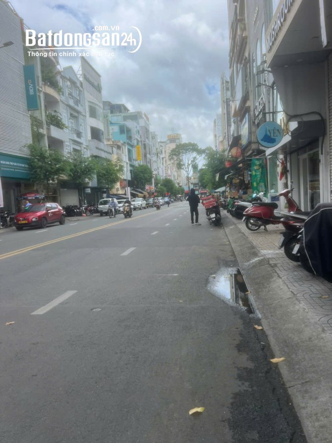 Bán nhà mặt tiền Đường Cao Thắng (Quận 10 cũ), Phường Hòa Hưng, TP Hồ Chí Minh