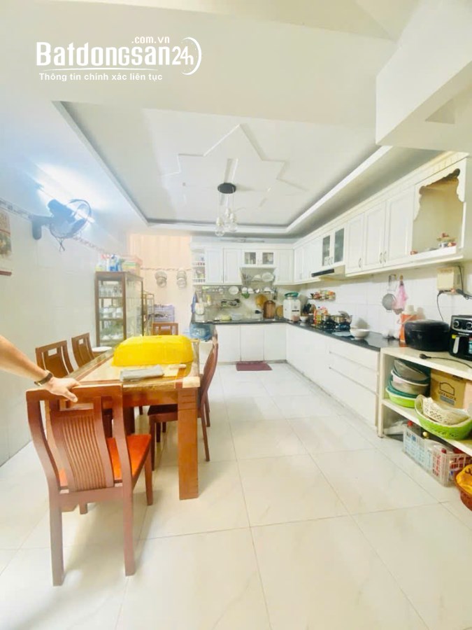 Bán nhà Đường Cách Mạng Tháng Tám (Quận 10 cũ), Phường Hòa Hưng, TP Hồ Chí Minh