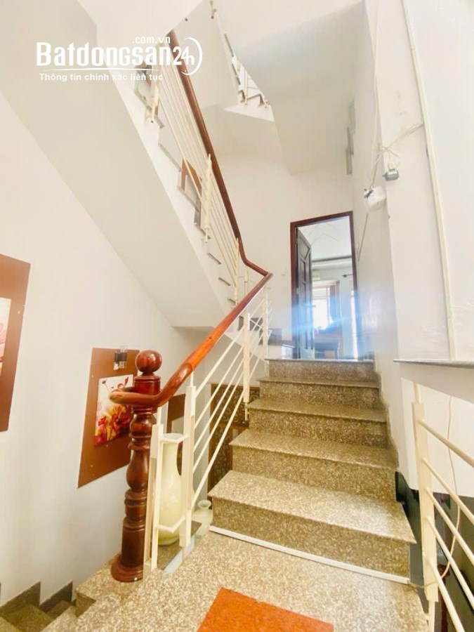 Bán nhà Đường Cách Mạng Tháng Tám (Quận 10 cũ), Phường Hòa Hưng, TP Hồ Chí Minh