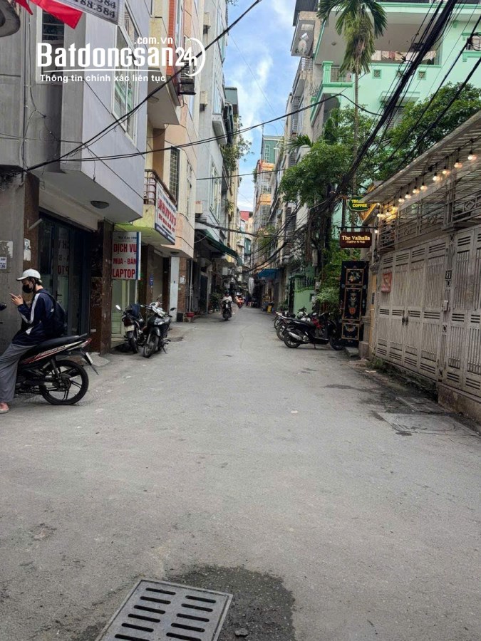 NHÀ ĐẸP CẦU GIẤY - CÁCH Ô TÔ VÀI BƯỚC - FULL NỘI THẤT - 35M2 - 5 TẦNG - 7,5 TỶ