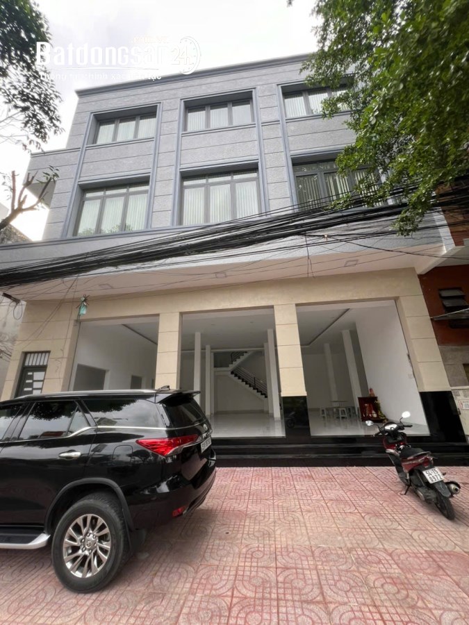Bán nhà mặt tiền Đường Trường Chinh (Quận 12 cũ), Phường Đông Hưng Thuận, Hồ Chí Minh