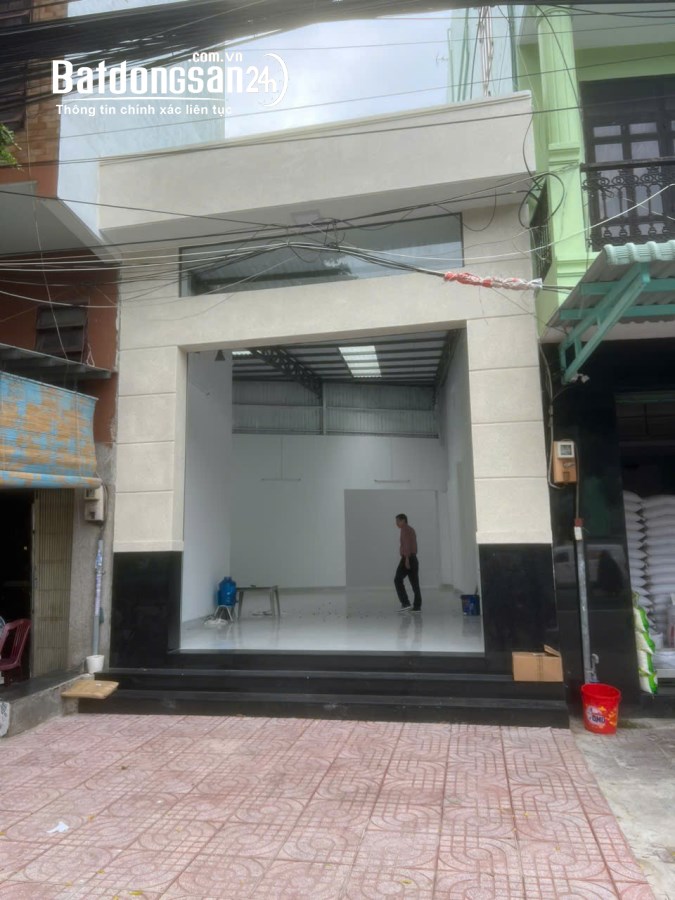 Bán nhà mặt tiền Đường Trường Chinh (Quận 12 cũ), Phường Đông Hưng Thuận, Hồ Chí Minh