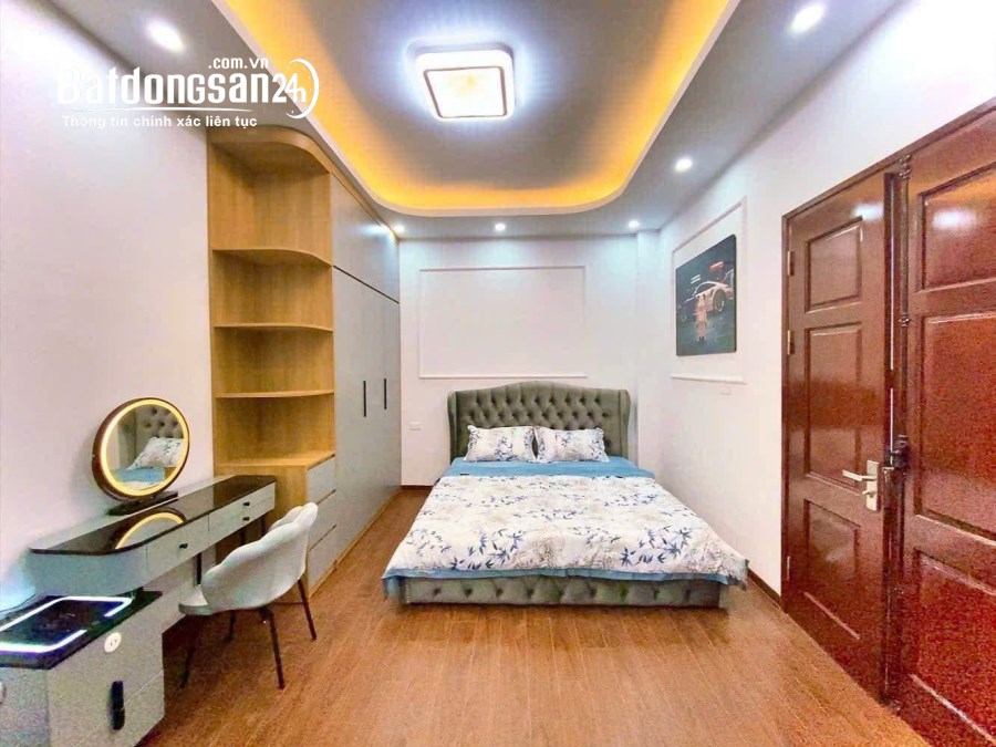 BÁN NHÀ LÁNG HẠ ĐỐNG ĐA KINH DOANH GẦN PHỐ NGÕ THÔNG DT 38M 5TẦNG 14.3TỶ