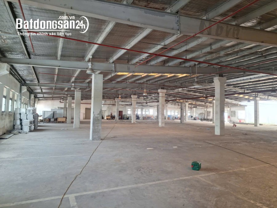 Cho thuê 2700m2 ở tầng 3. Thuê mọi mô hình. Nguyễn Văn Linh