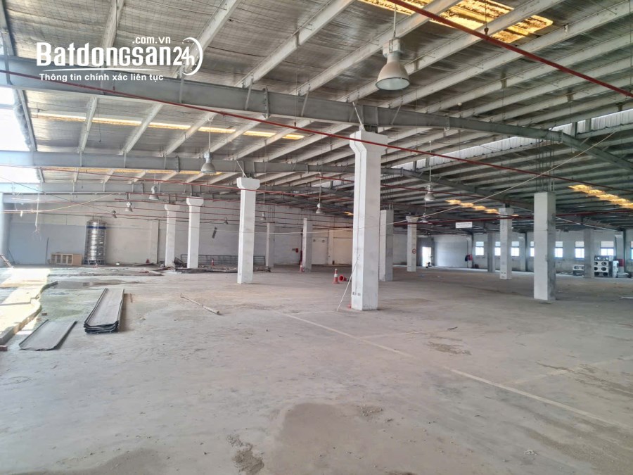 Cho thuê 2700m2 ở tầng 3. Thuê mọi mô hình. Nguyễn Văn Linh