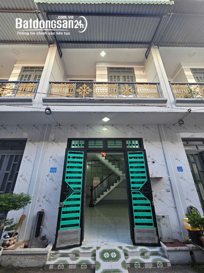 Bán nhà mặt tiền Đường ĐT 826 (Huyện Cần Đước cũ), Xã Cần Đước, Tây Ninh