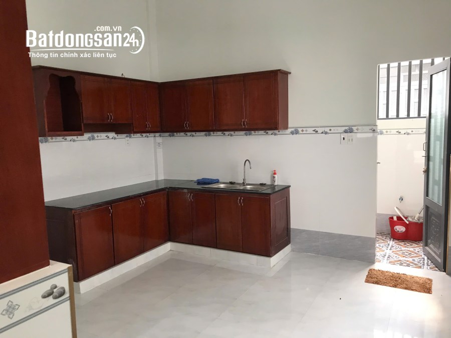 Bán nhà mặt tiền Đường ĐT 826 (Huyện Cần Đước cũ), Xã Cần Đước, Tây Ninh