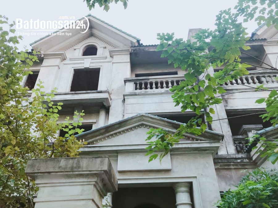 BÁN BIỆT THỰ MẶT HỒ K7 CIPUTRA, DT 331M2. GIÁ 165.7 TỶ - NHÀ THÔ