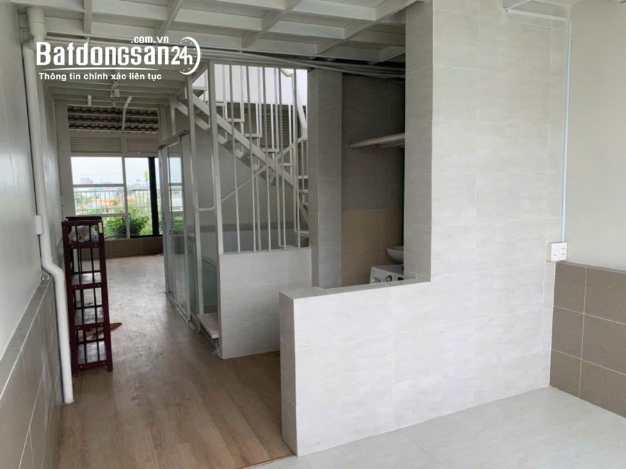 Nhà mặt tiền Phạm Văn Đồng, Hiệp Bình Chánh – 6Tầng – Đang cho thuê 32Tr – Giá 8.8 Tỷ