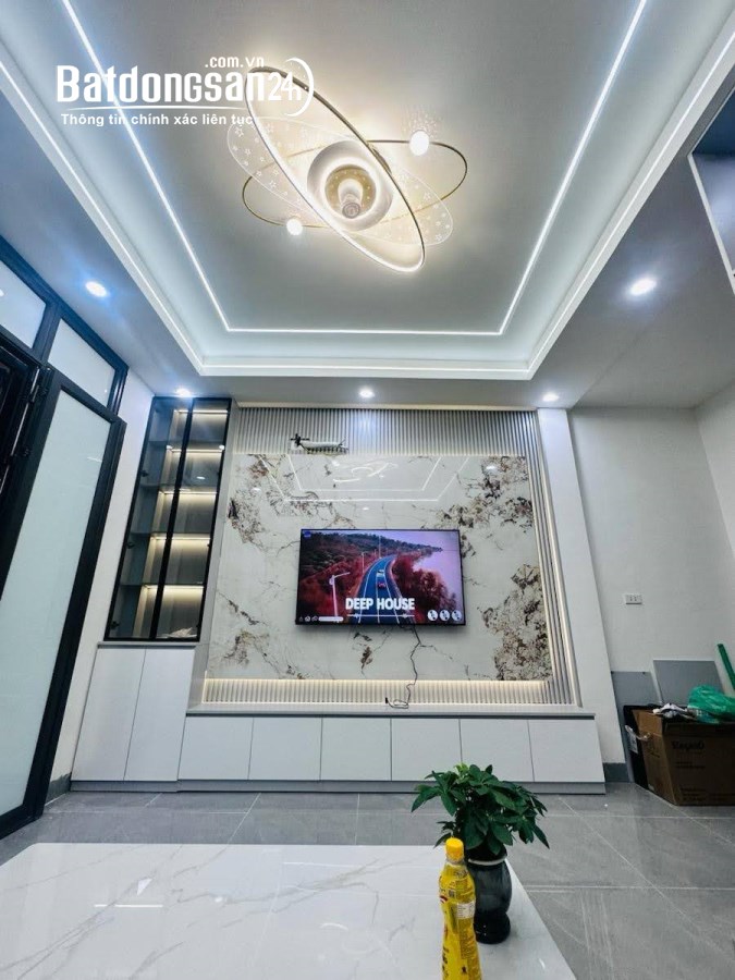 BÁN NHÀ HỒ TÙNG MẬU - CẦU GIẤY - NGÕ Ô TÔ - FULL NỘT THẤT - 30M2 - 5 TẦNG - 7.55 TỶ