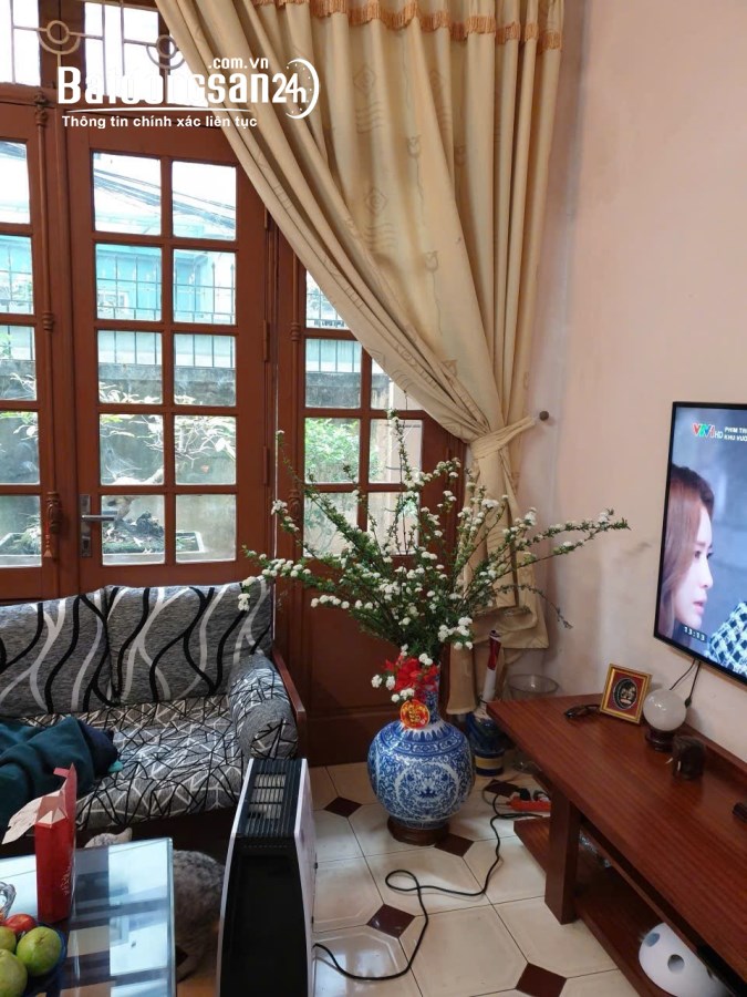 Bán nhà mặt tiền Phố Từ Hoa, Phường Tây Hồ (Q Tây Hồ cũ), TP Hà Nội
