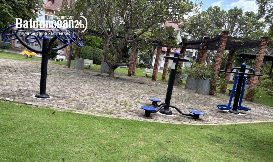 Bán Biệt thự-Villas Khu Compound Nam Phú, Phường Tân Thuận (Quận 7 cũ), Hồ Chí Minh