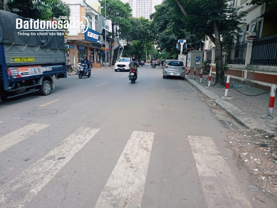 Bán nhà mặt tiền Đường Dương Khuê, Phường Cầu Giấy (Q Cầu Giấy cũ), TP Hà Nội
