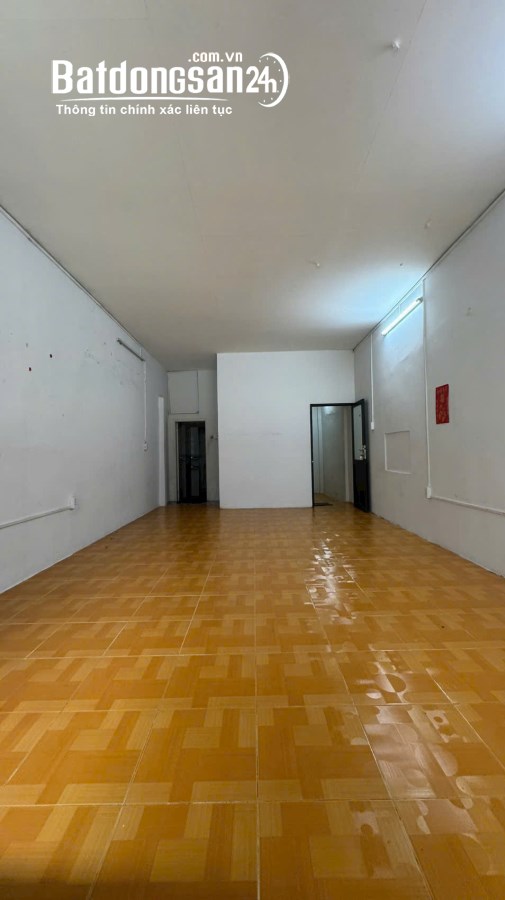 Bán nhà Đường Ông Ích Khiêm, Phường Hòa Bình (Quận 11 cũ), TP Hồ Chí Minh