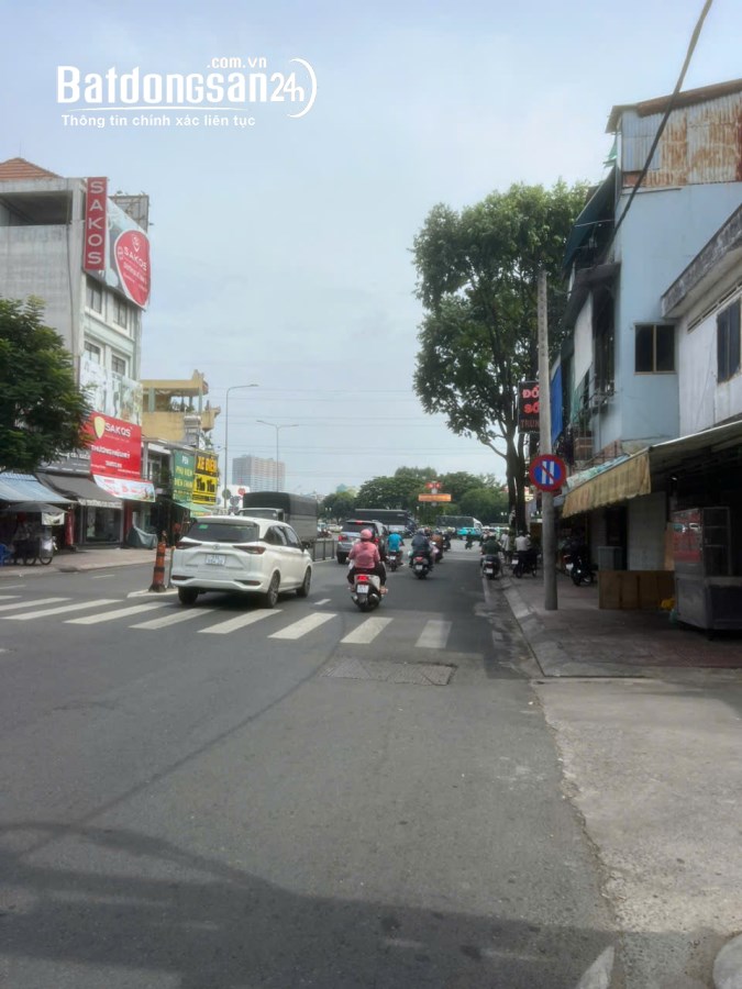Bán nhà mặt tiền Đường Nguyễn Văn Luông, Phường Phú Lâm (Quận 6 cũ), Hồ Chí Minh