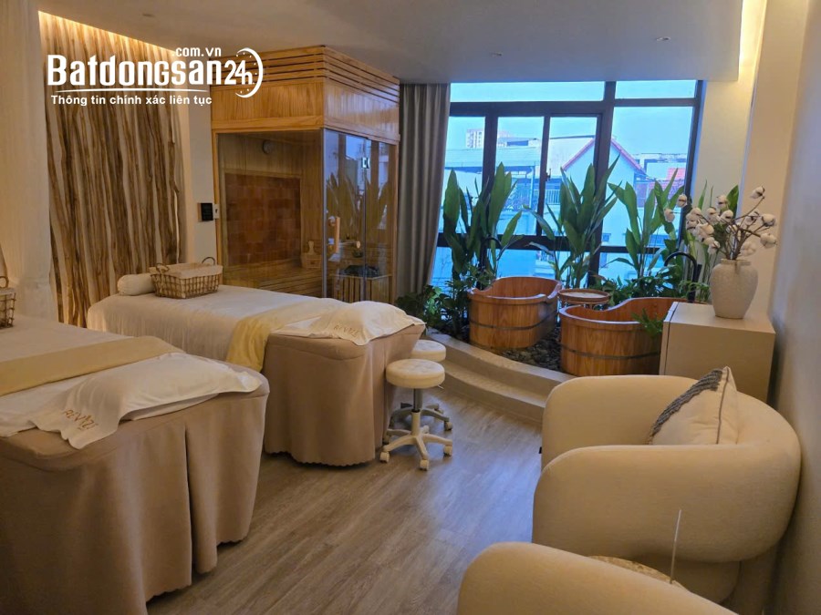 Bán nhà mặt tiền Đường Hoàng Việt, Phường Tân Sơn Nhất (Q Tân Bình cũ), Hồ Chí Minh