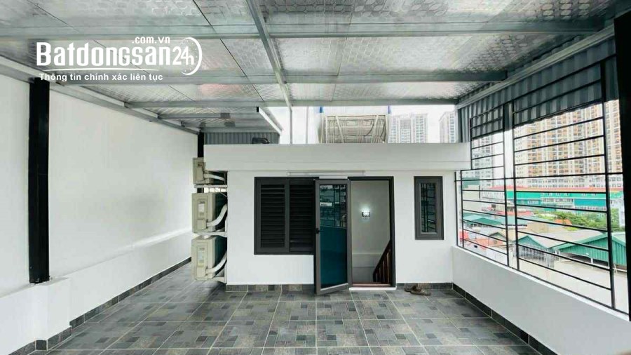 Bán nhà mặt tiền Phố Láng Hạ, Phường Láng (Q Đống Đa cũ), Hà Nội