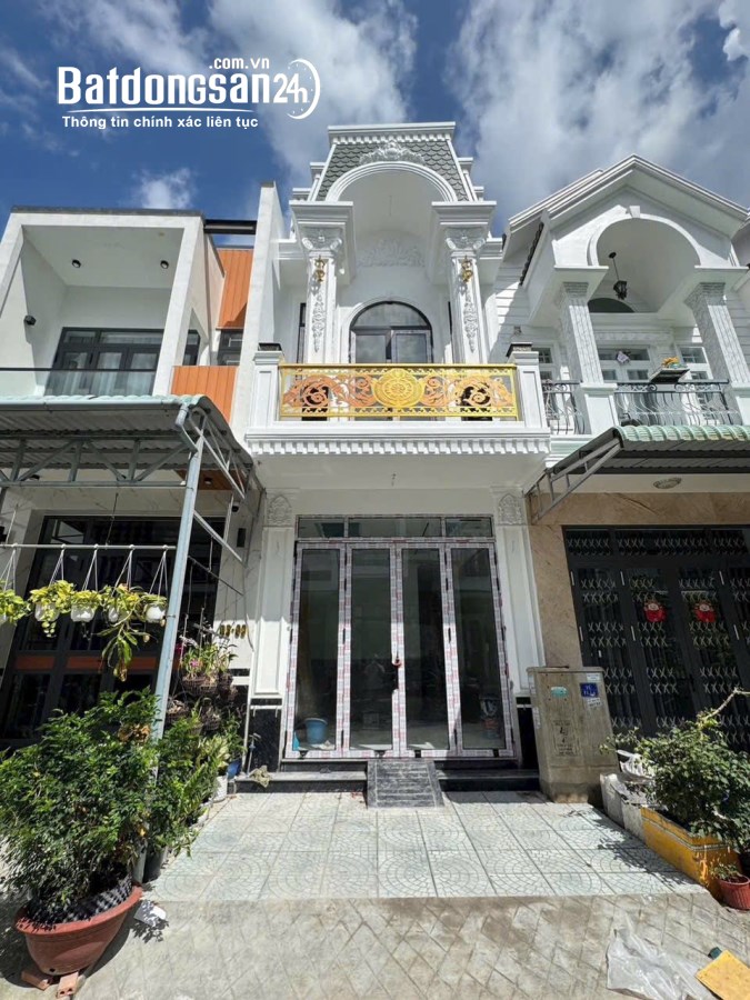 Bán nhà mới xây Đường Nguyễn Văn Cừ, Phường Bình Thủy  Cần Thơ 64m2 GIÁ 3 TỶ 990
