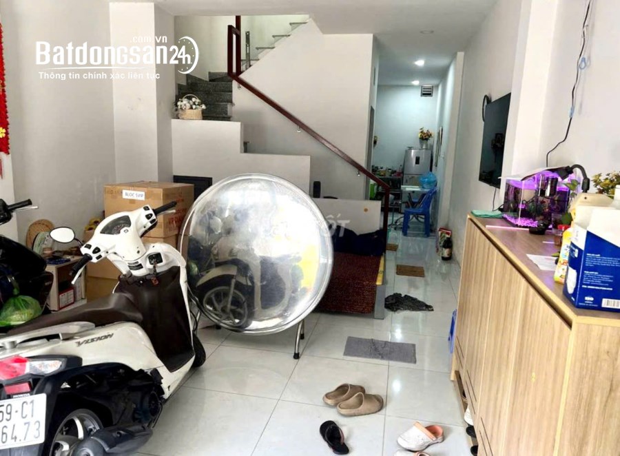 Bán nhà 1 lầu 1 sân thượng hẻm 1368 Lê Văn Lương Xã Phước Kiển Nhà Bè