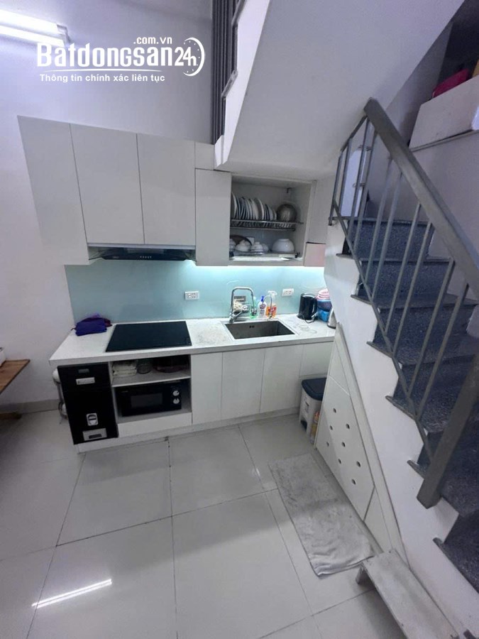 BÁN NHÀ TÂY SƠN ĐỐNG ĐA NHÀ ĐẸP  FULL NỘI THẤT Ở NGAY ,CÁCH ÔTÔ 10M DT22M 5T 7,6 TỶ